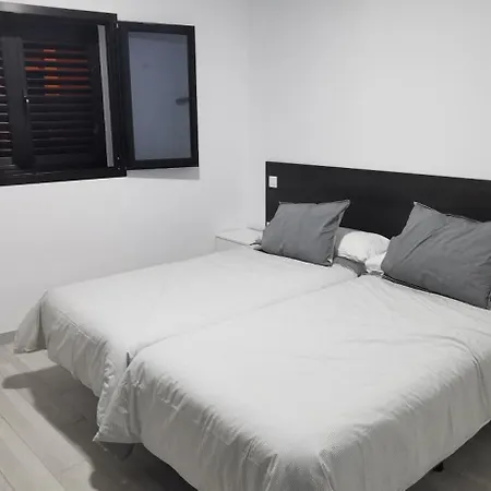 Apartamento Situacion Inmejorable. Centrico Y Tranquilo