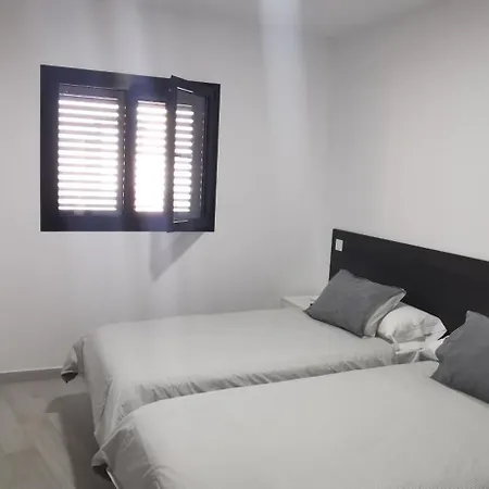 Apartamento Situacion Inmejorable. Centrico Y Tranquilo